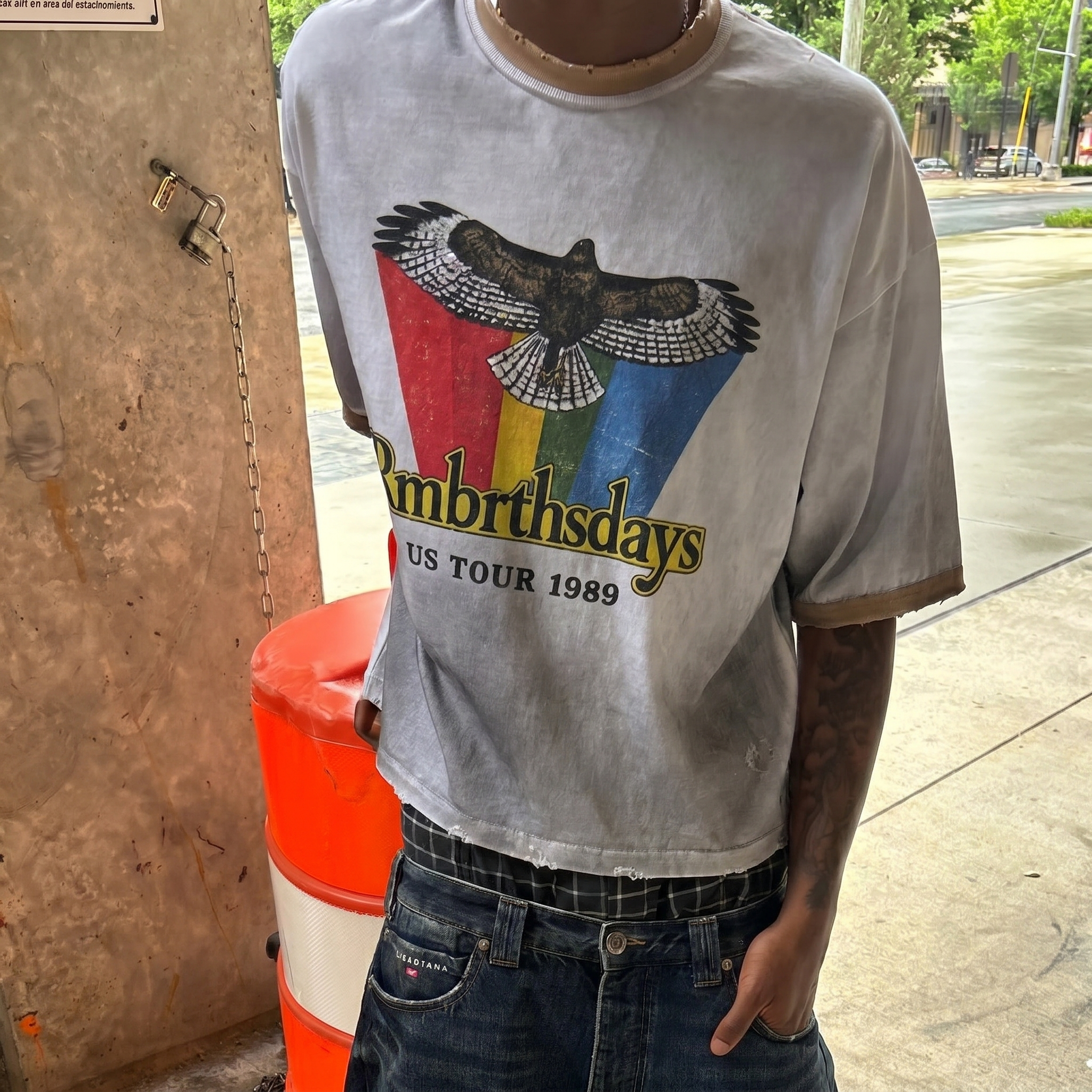 symbolic tour tee
